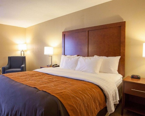 Quality Inn & Suites I-40 East image 16