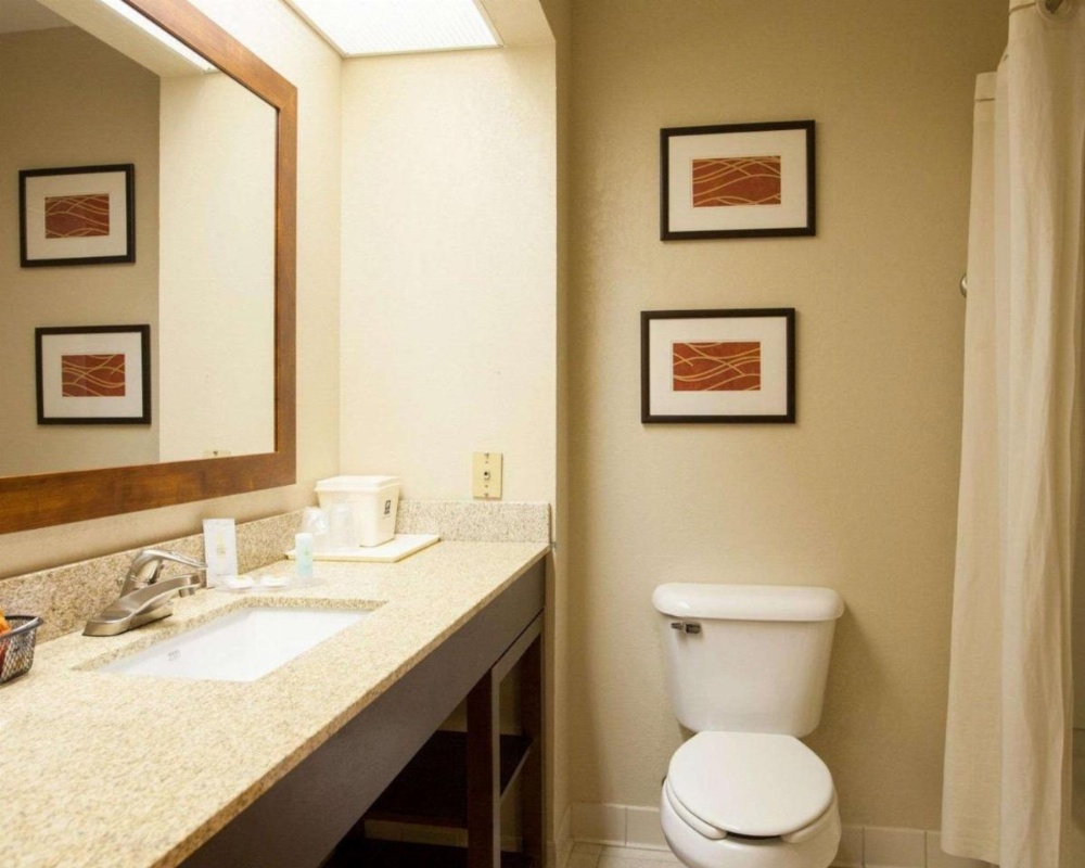 Room image 5